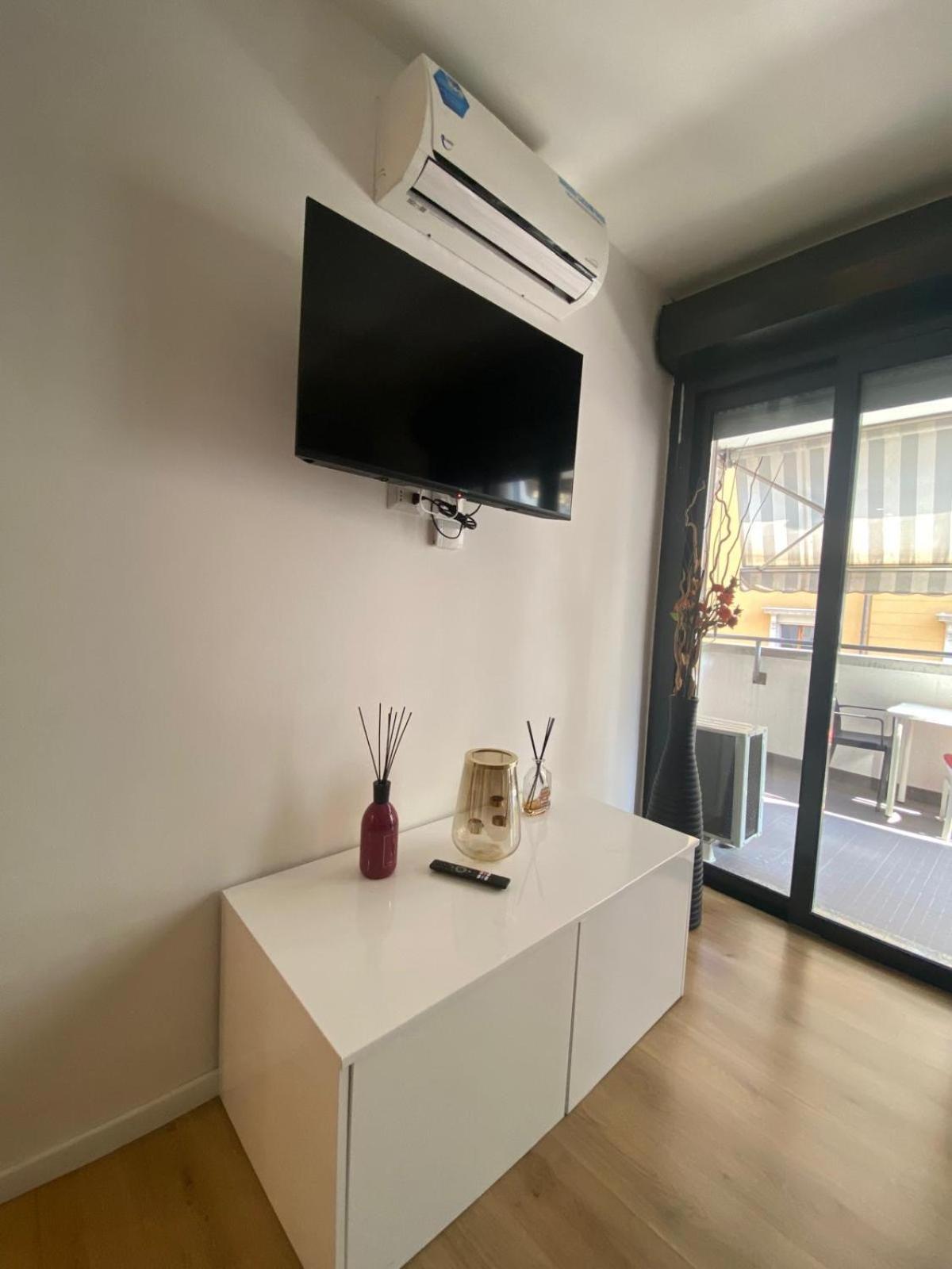 Lux Fara Apartment Milan Exterior photo